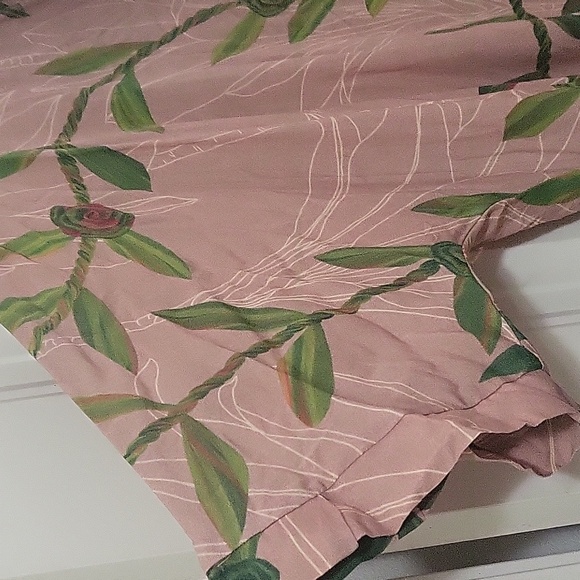 Lex Breezy Large Dress - Picture 4 of 4